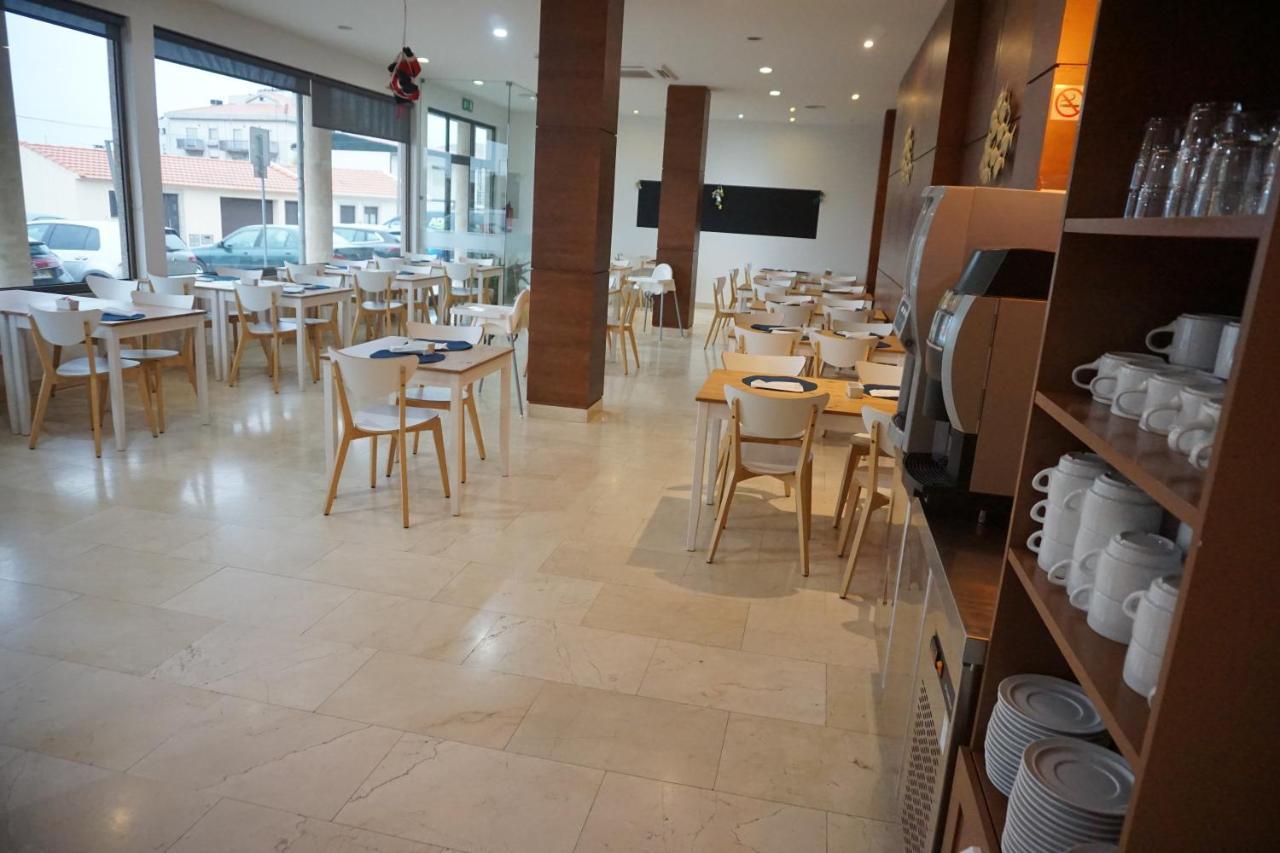 איזמוריס Hotel La Fontaine מראה חיצוני תמונה
