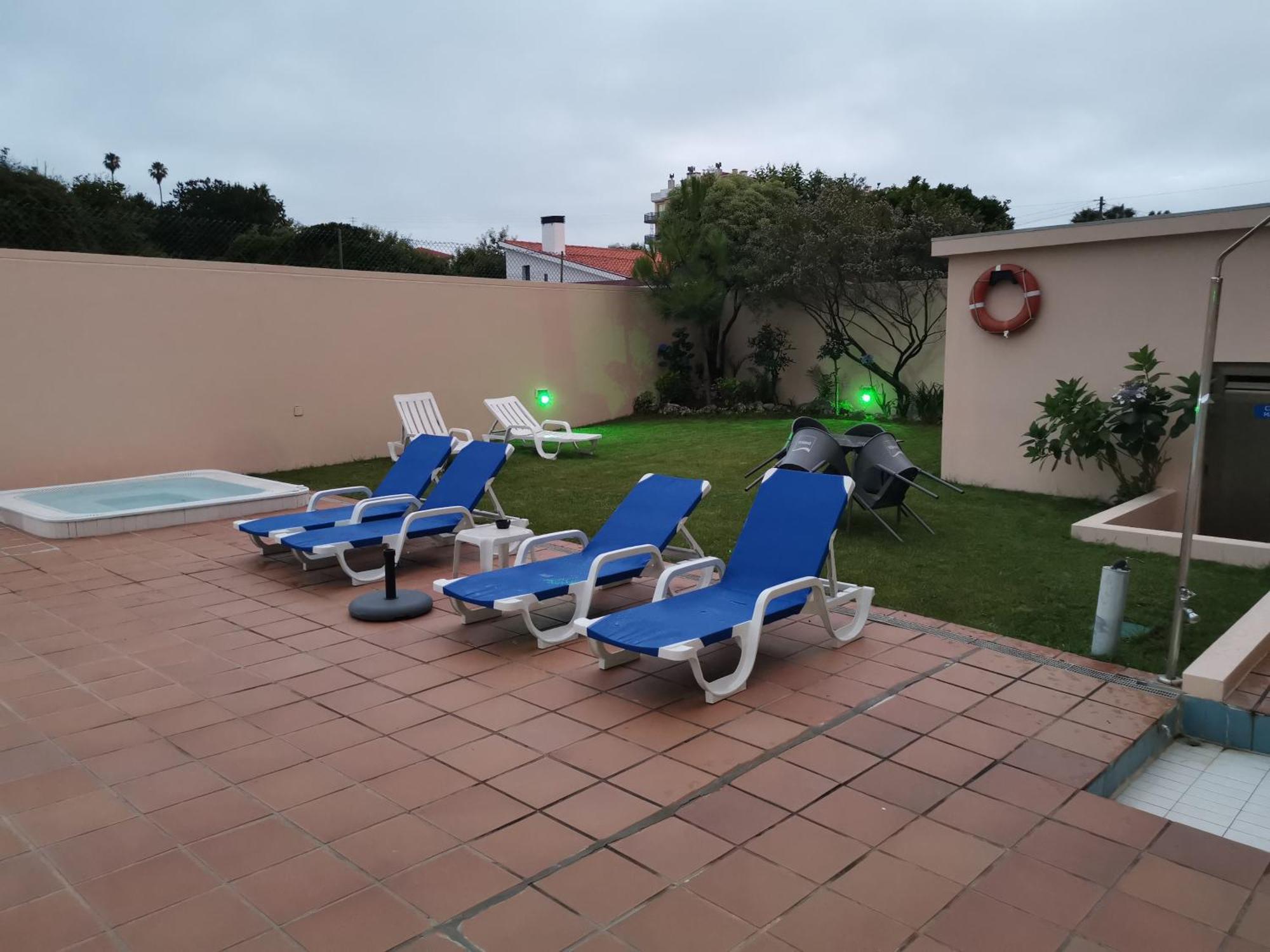 איזמוריס Hotel La Fontaine מראה חיצוני תמונה