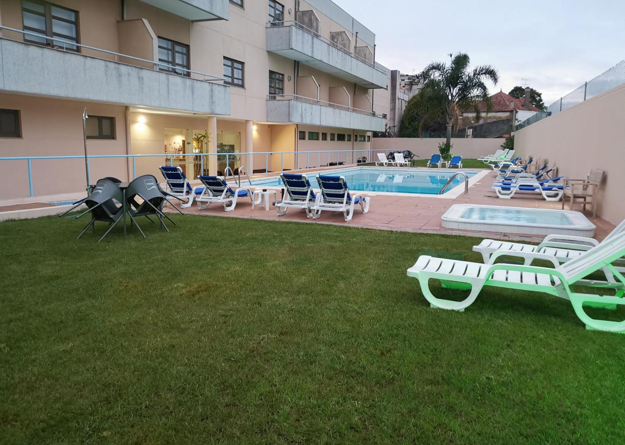 איזמוריס Hotel La Fontaine מראה חיצוני תמונה